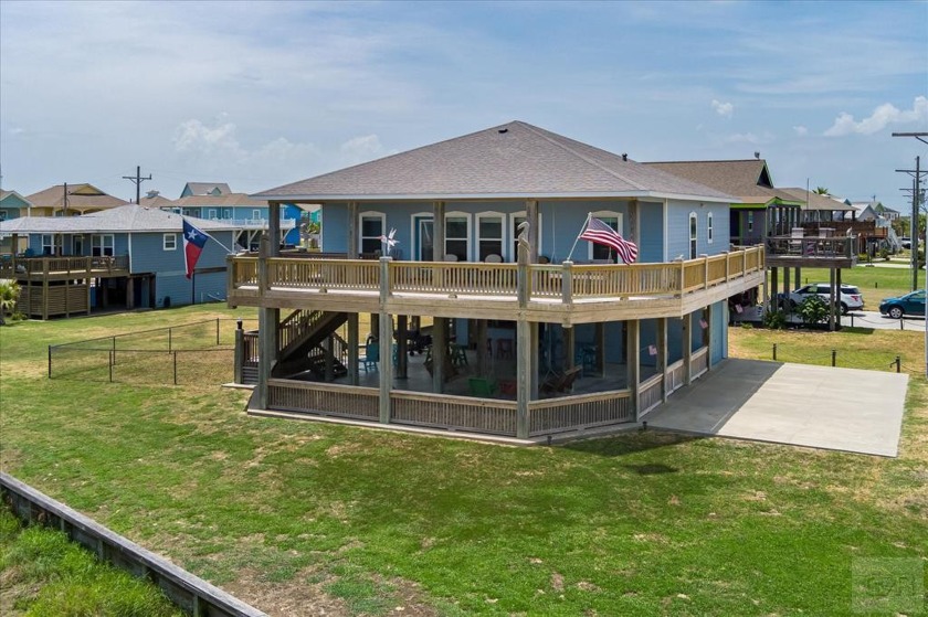 This custom built home is located in the deed restricted - Beach Home for sale in Crystal Beach, Texas on Beachhouse.com