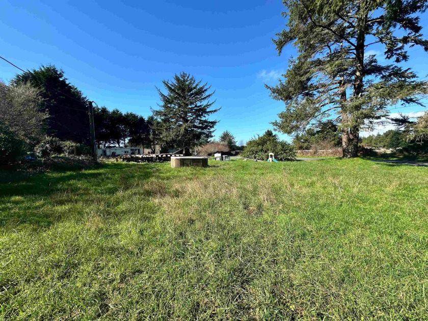 Great property located in a beautiful area with Kellogg Beach - Beach Lot for sale in Crescent City, California on Beachhouse.com