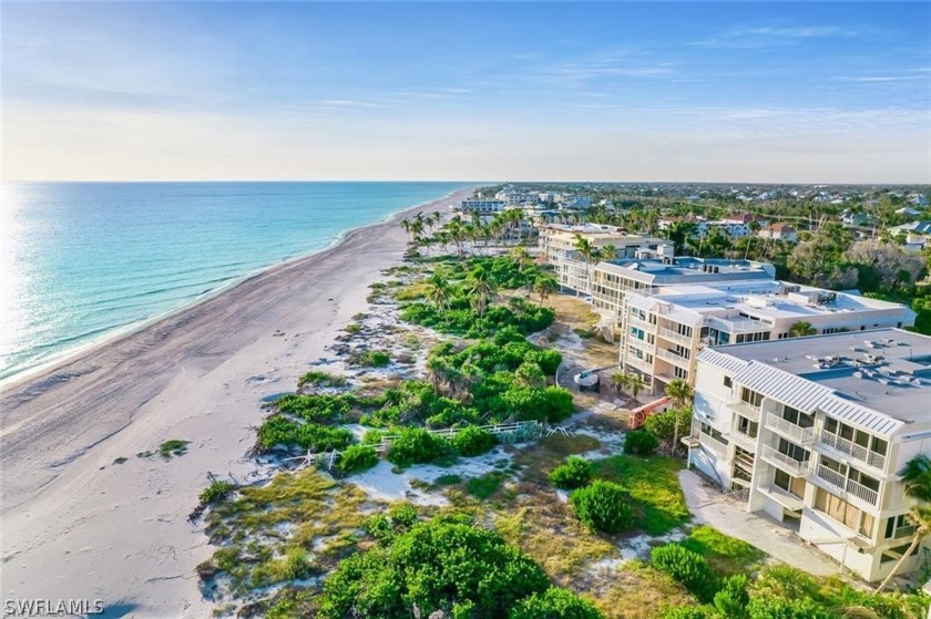 Decorator *White Box* Ready First-floor, west corner, Gulf-front - Beach Condo for sale in Sanibel, Florida on Beachhouse.com