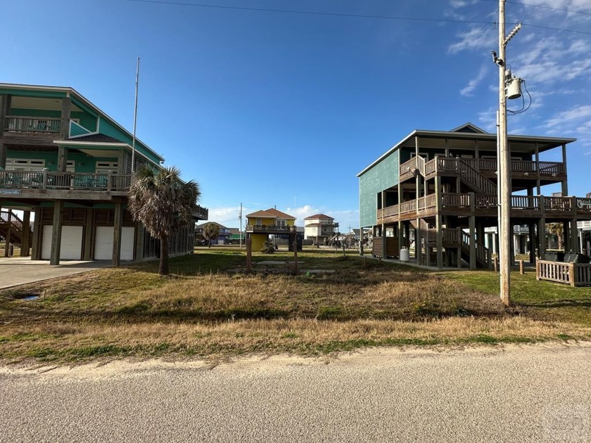 This is one of the few remaining 2nd row lots in Crystal Beach - Beach Lot for sale in Crystal Beach, Texas on Beachhouse.com