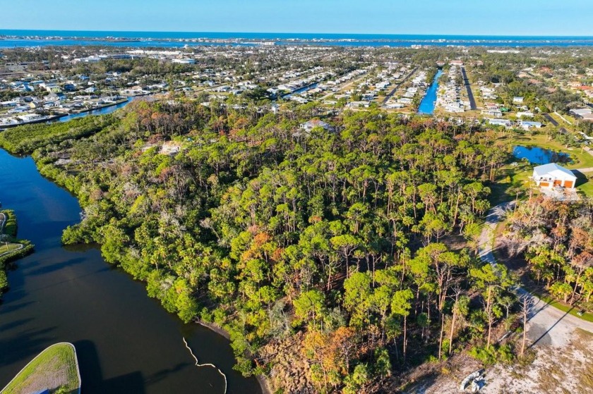 Exceptional 5-Acre Gulf-Access Waterfront Estate Lot

This is a - Beach Acreage for sale in Englewood, Florida on Beachhouse.com