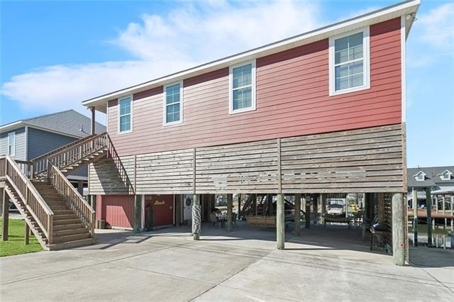 Welcome to 264 Clara Dr in Slidell--a 12-year-old, 3 bedroom, 2 - Beach Home for sale in Slidell, Louisiana on Beachhouse.com