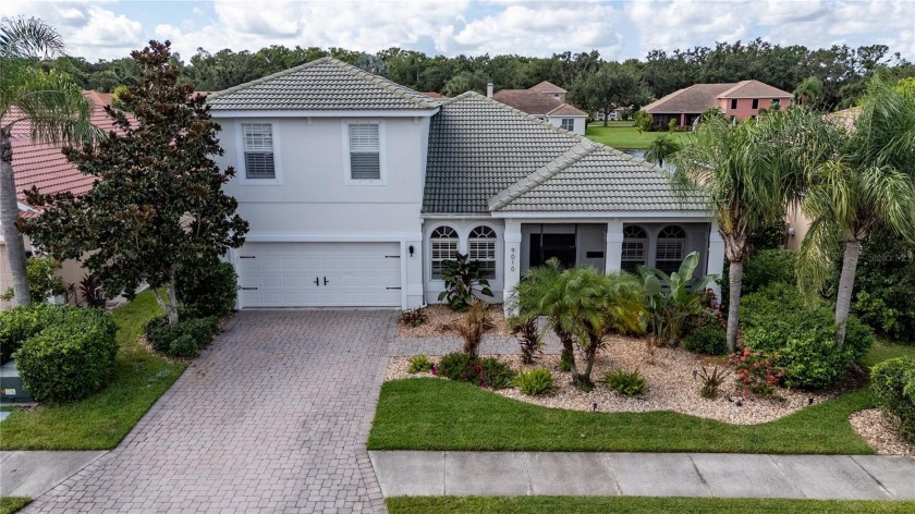 LUXURY LAKEFRONT POOL HOME - 4 BEDROOMS, 3 BATHS, DUAL PRIMARY - Beach Home for sale in Bradenton, Florida on Beachhouse.com