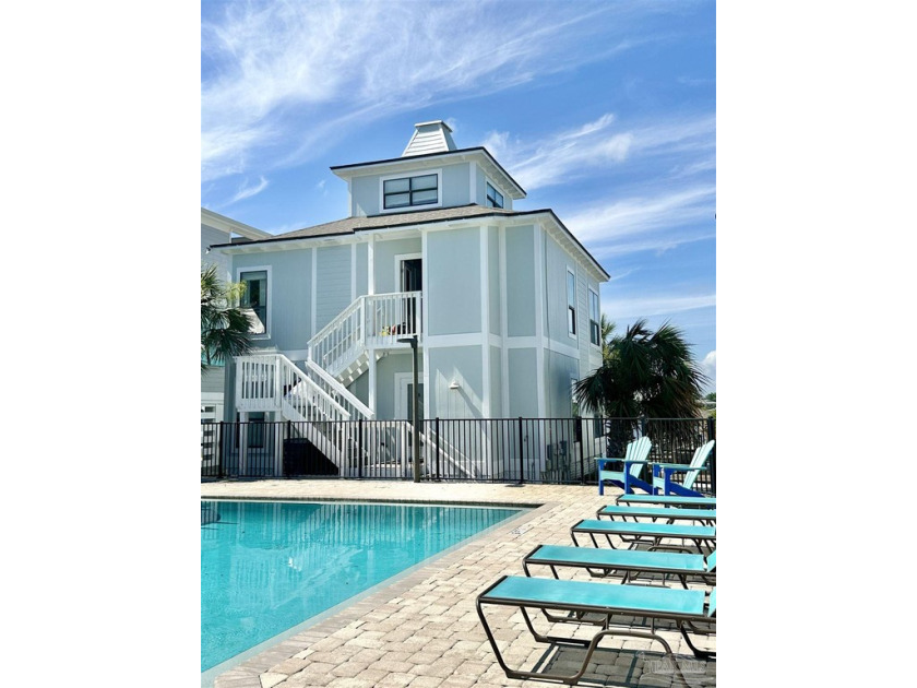Waterfront views welcome you to this super clean, remodeled - Beach Home for sale in Pensacola, Florida on Beachhouse.com