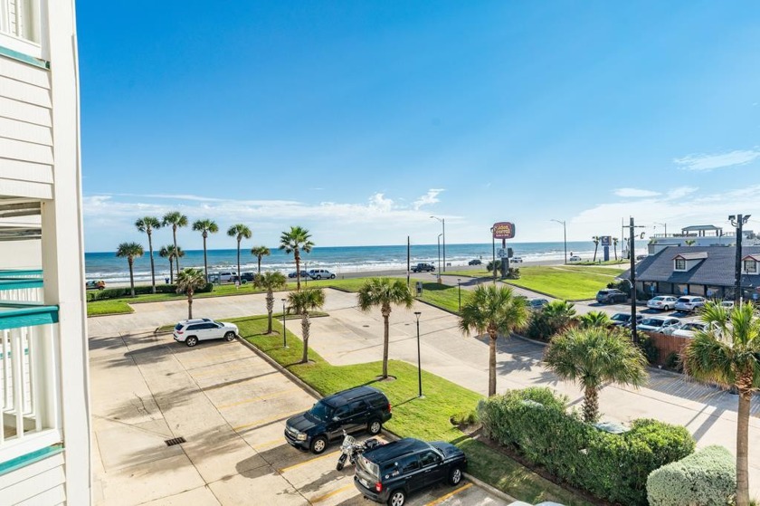 Don't miss out on this nicely updated, 2nd floor condo located - Beach Condo for sale in Galveston, Texas on Beachhouse.com