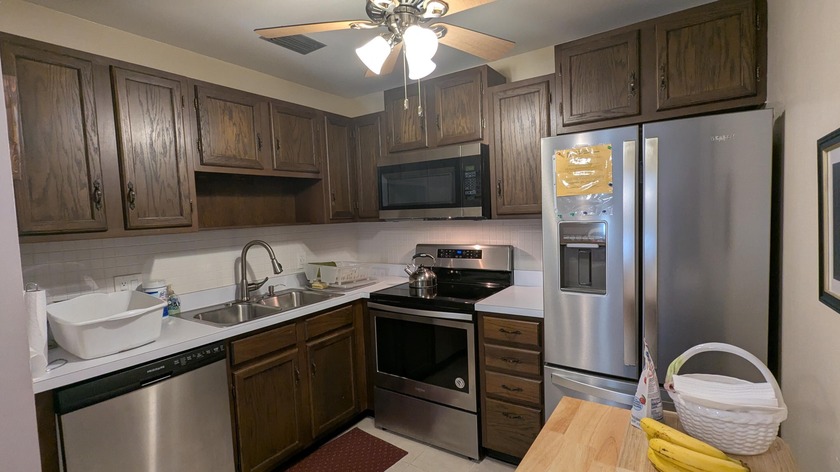 Furnished first-floor unit across from the clubhouse and pool - Beach Condo for sale in Vero Beach, Florida on Beachhouse.com