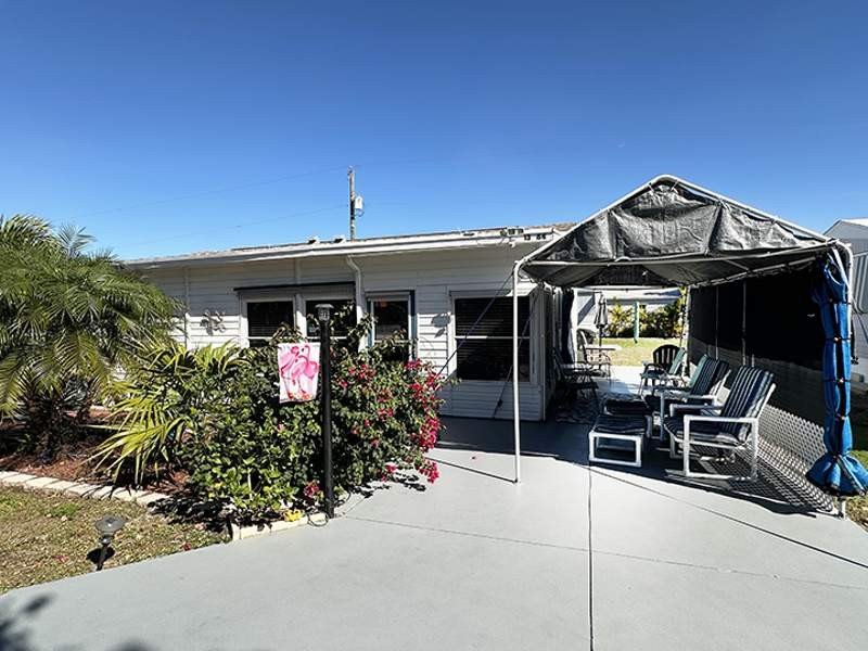 This charming 1.0 bed 1.0 bath Park Model home is located within - Beach Home for sale in Bonita Springs, Florida on Beachhouse.com