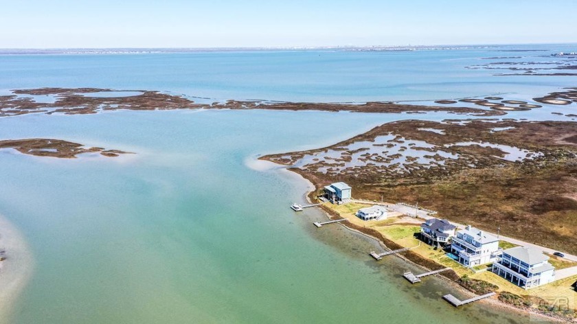 BEAUTIFUL WATERFRONT LOT (APPROX 10270 SF) FANTASTIC WATER VIEWS - Beach Lot for sale in Galveston, Texas on Beachhouse.com