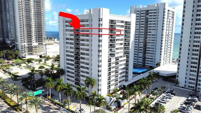 LARGE CORNER UNIT 3 BEDROOM 3 BATH. MORE REMARKS NEXT - Beach Condo for sale in Hallandale Beach, Florida on Beachhouse.com