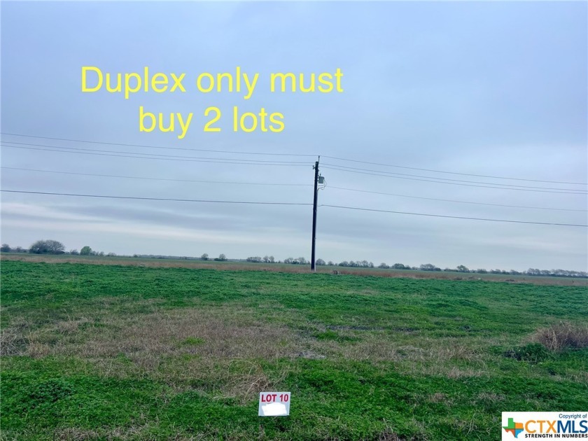 Lot in Claret Crossing. Deed restrictions. HOA is $680/year per - Beach Lot for sale in Port Lavaca, Texas on Beachhouse.com