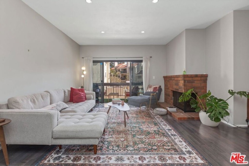 Welcome to your dream home in the heart of Playa del Rey! - Beach Condo for sale in Playa Del Rey, California on Beachhouse.com