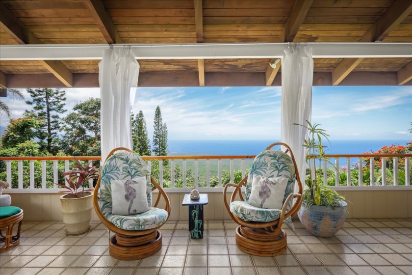 Captain Cook Vacation Rental Beach House in HI 4082401