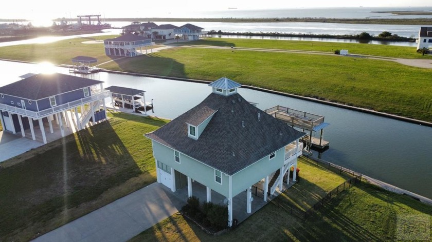 This recipe for fun in the sun has it all. Instead of *Just add - Beach Home for sale in Port Bolivar, Texas on Beachhouse.com