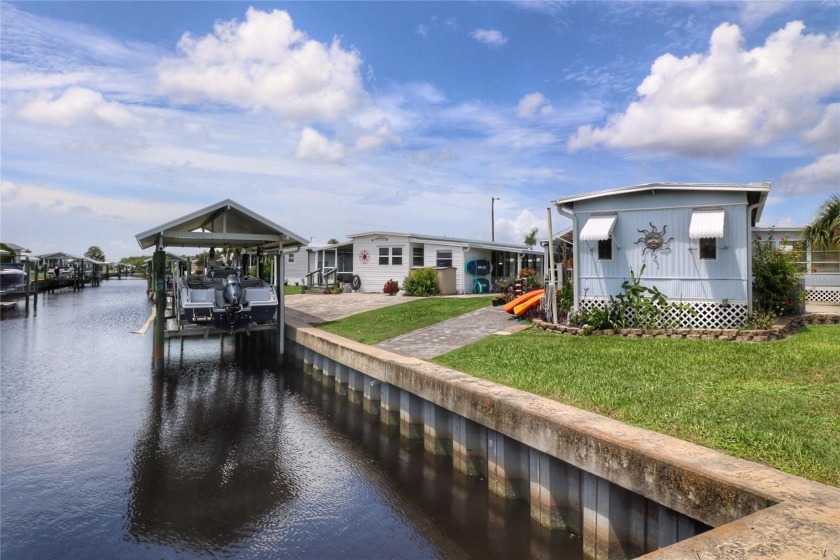 What's to love about this opportunity?  A corner lot, with a - Beach Home for sale in Apollo Beach, Florida on Beachhouse.com