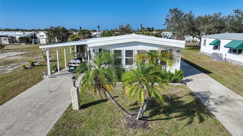 Gorgeous, Gorgeous newly rennovated TURN KEY Furnished home with - Beach Home for sale in Englewood, Florida on Beachhouse.com