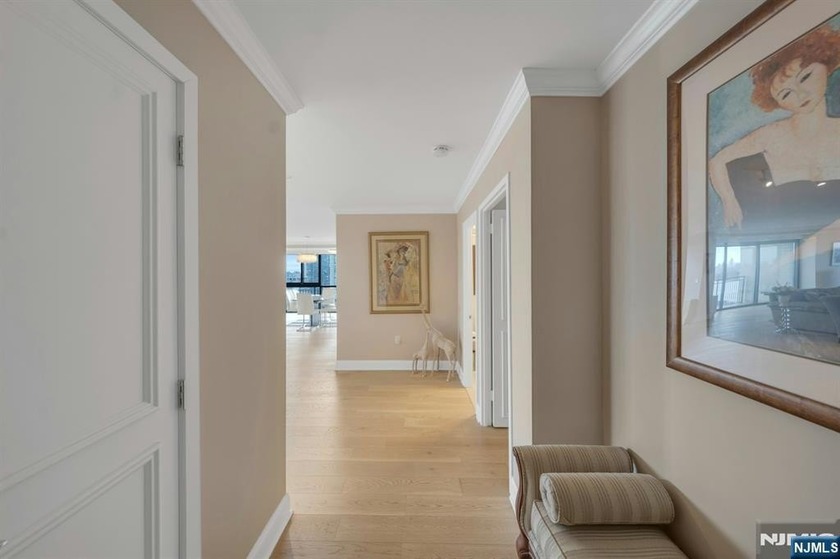 Rarely available and move-in ready, this exceptional corner - Beach Other for sale in Fort Lee, New Jersey on Beachhouse.com