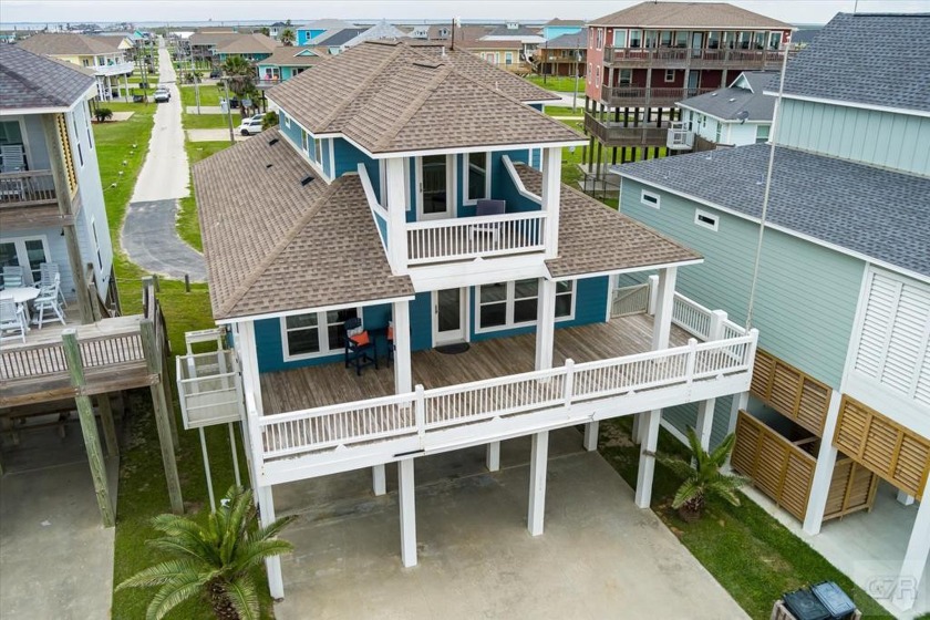 Stunning custom 2nd row home with unobstructed views of Gulf due - Beach Home for sale in Crystal Beach, Texas on Beachhouse.com