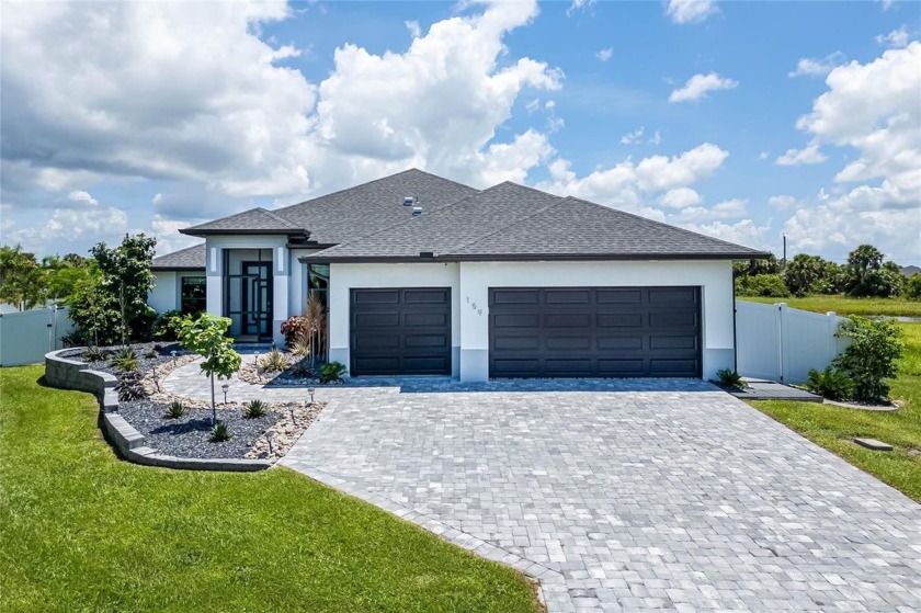 One or more photo(s) has been virtually staged. Welcome to your - Beach Home for sale in Rotonda West, Florida on Beachhouse.com