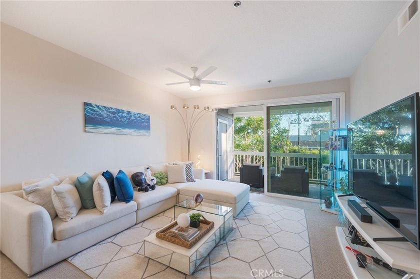 Welcome to Perfection! Pristine and completely remodeled with - Beach Condo for sale in Huntington Beach, California on Beachhouse.com