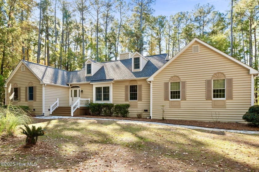 Now listed at only $168 per square foot, this is the value of a - Beach Home for sale in Washington, North Carolina on Beachhouse.com