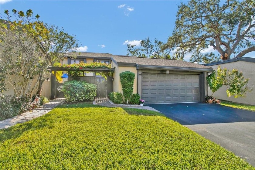 Welcome to Randolph Farms, one of Pinellas County's most elite - Beach Condo for sale in Largo, Florida on Beachhouse.com