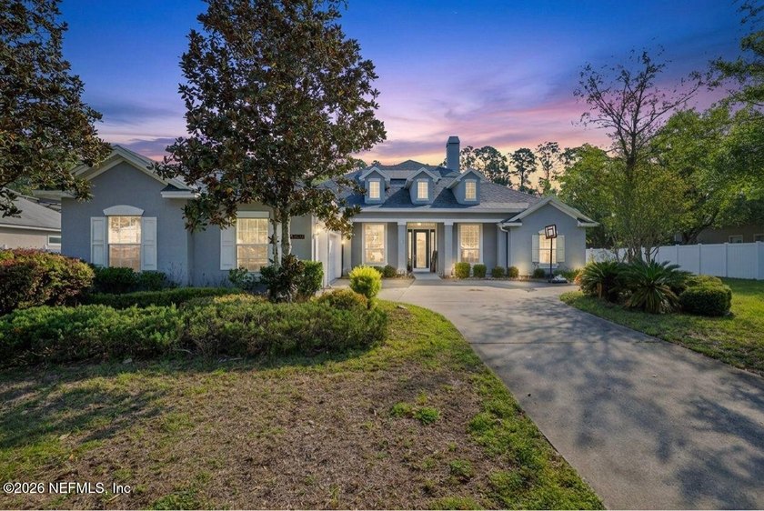 This spacious and beautifully updated pool home sits on a - Beach Home for sale in Jacksonville, Florida on Beachhouse.com