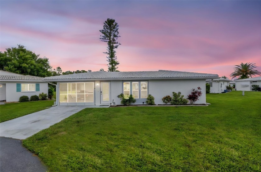 Under contract-accepting backup offers. You must see this - Beach Home for sale in Venice, Florida on Beachhouse.com