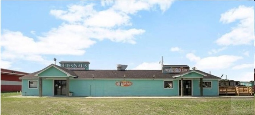 Prime Commercial Property in the Heart of Crystal Beach Seize - Beach Commercial for sale in Crystal Beach, Texas on Beachhouse.com