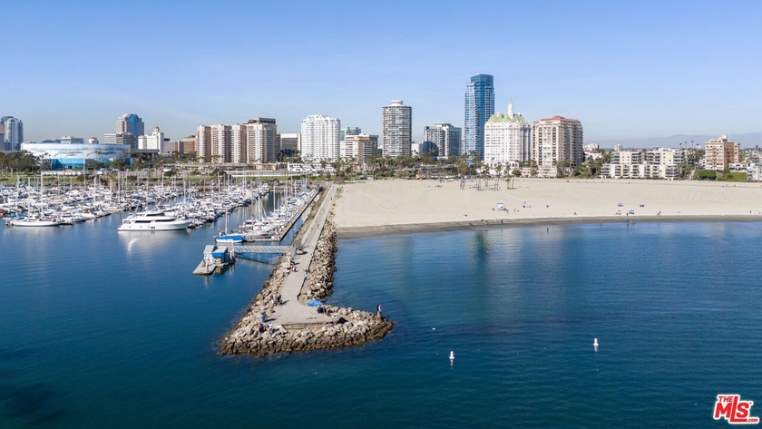 PRICE IMPROVEMENT. OWNER WILL PAY ONE YEAR OF PARKING AT A - Beach Condo for sale in Long Beach, California on Beachhouse.com