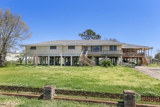This house was raised after hurricane Katrina. House has a - Beach Home for sale in Houma, Louisiana on Beachhouse.com