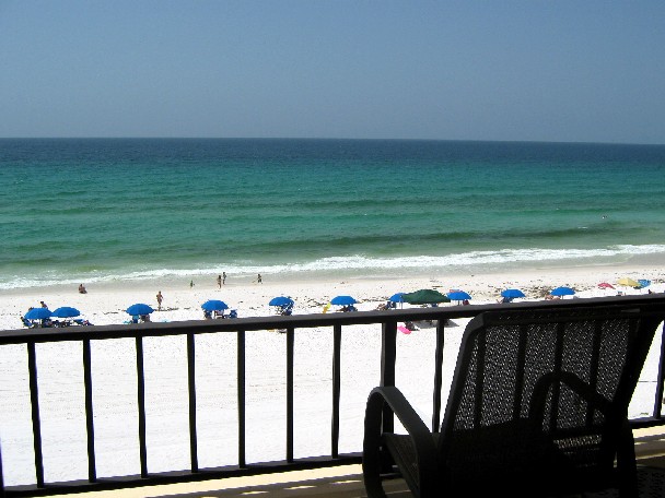 504 Surf Dweller by Alicia Hollis Rentals FREE ACTIVITIES-$300 - Beach Vacation Rentals in Fort Walton Beach, Florida on Beachhouse.com