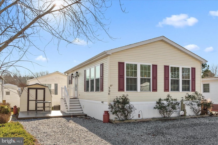 Just 5 years old, this charming 2 bedroom/1 bath cottage in - Beach Home for sale in Berlin, Maryland on Beachhouse.com