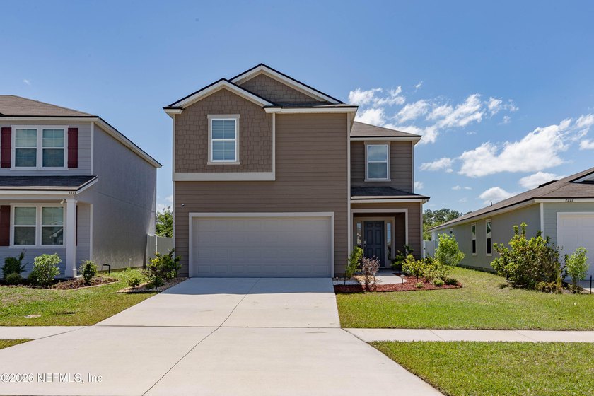 BUYERS INCENTIVE Meticulous Two-Story Home in Cross Creek is - Beach Home for sale in Green Cove Springs, Florida on Beachhouse.com