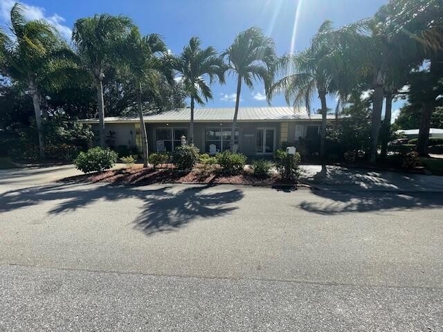 Please use showing time to schedule or call agent / Owner - Beach Home for sale in Juno Beach, Florida on Beachhouse.com