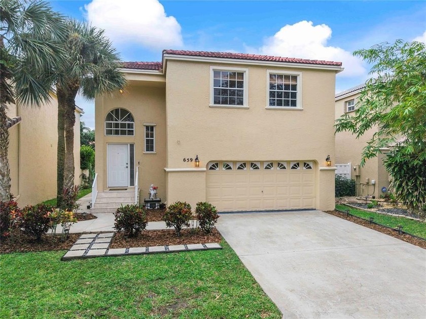 *Location, Location, Location* As you enter through the front - Beach Home for sale in Coral Springs, Florida on Beachhouse.com
