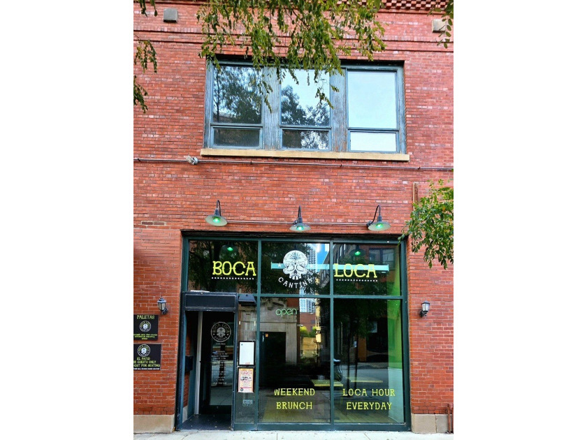 ***** FOR SALE or LEASE **** Turnkey Restaurant Space | Approx - Beach Commercial for sale in Chicago, Illinois on Beachhouse.com