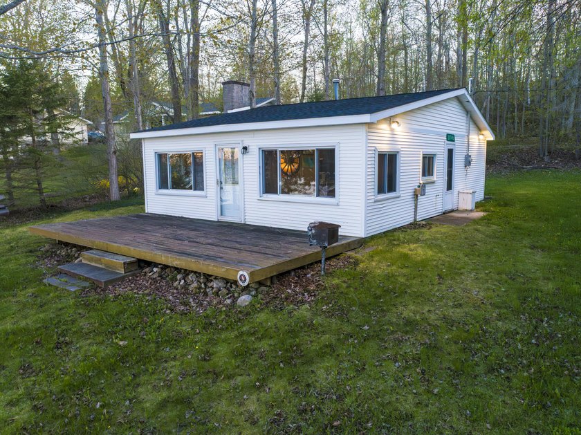 Cozy 2 Bed, 1 Bath rustic lakeside cottage with 832 square feet - Beach Home for sale in Presque Isle, Michigan on Beachhouse.com