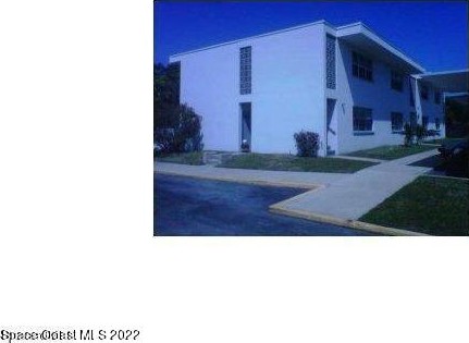 Owner would like to Finance this cozy one bedroom one bath condo - Beach Condo for sale in Cape Canaveral, Florida on Beachhouse.com