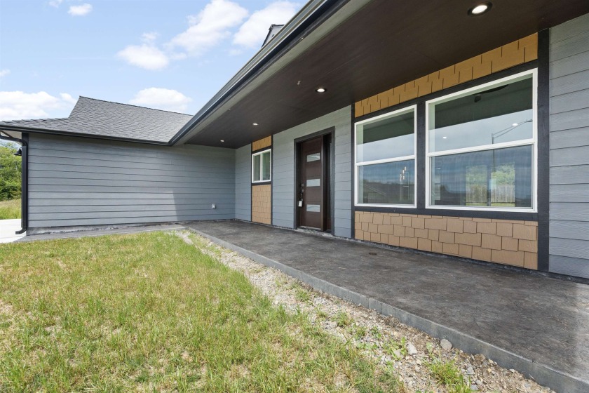 Welcome Home.... This BRAND New construction home is sitting in - Beach Home for sale in Smith River, California on Beachhouse.com