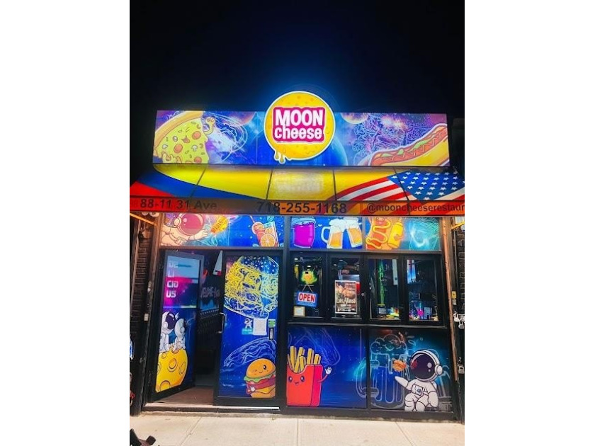 Bar restaurant for sale in the heart of East Elmhurst, NY. Fully - Beach Commercial for sale in East Elmhurst, New York on Beachhouse.com