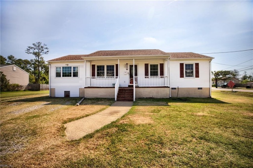 Hurry! Grab your buyers! You do not want to miss this adorable 3 - Beach Home for sale in Poquoson, Virginia on Beachhouse.com