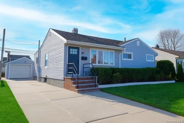Welcome home to this beautifully renovated ranch in Freeport! - Beach Home for sale in Freeport, New York on Beachhouse.com