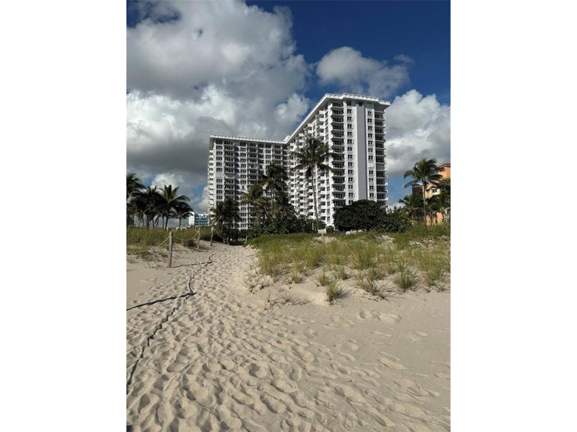 BEST PRICED OCEAN VIEW 2 BED/2BATH AVAIL. IN BLDG W/1265 SQ FT - Beach Condo for sale in Pompano Beach, Florida on Beachhouse.com