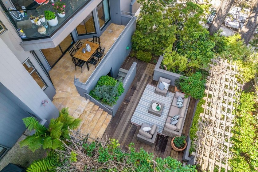 2390 Hyde, Unit 1A combines the functionality of modern living - Beach Condo for sale in San Francisco, California on Beachhouse.com