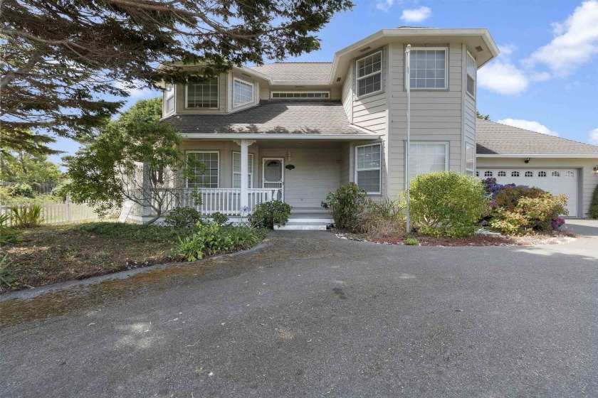 Lovely custom built coastal retreat just steps from Pebble Beach - Beach Home for sale in Crescent City, California on Beachhouse.com