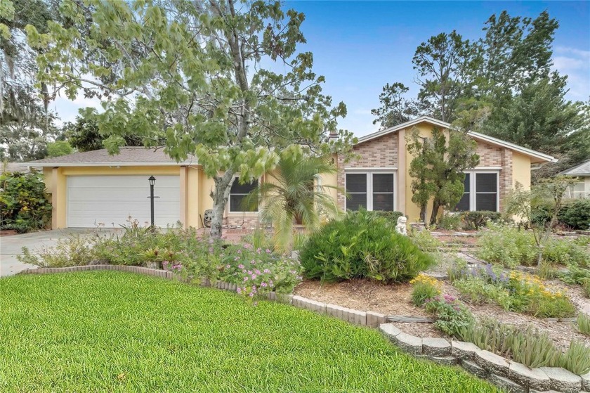 Roof Nov 2024 coming soon! This property did not suffer any - Beach Home for sale in Tampa, Florida on Beachhouse.com