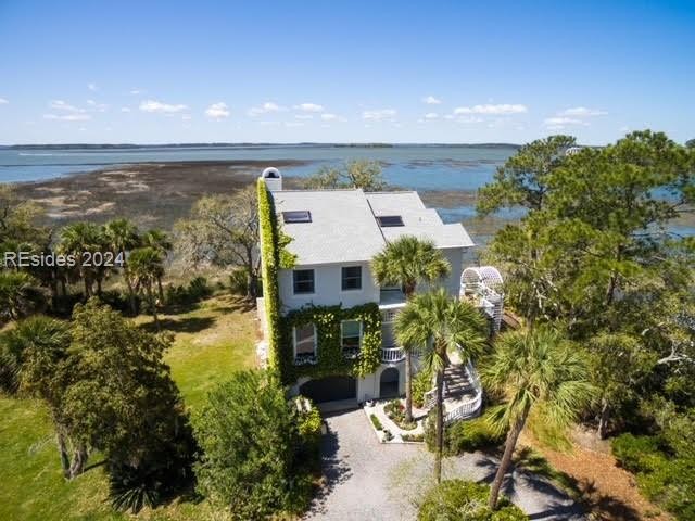 This stunning townhome boasts breathtaking views of the marsh - Beach Home for sale in Hilton Head Island, South Carolina on Beachhouse.com