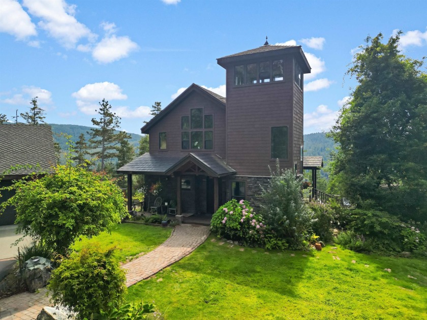 Discover the ultimate off-grid sanctuary in this custom 3,149 sq - Beach Home for sale in Crescent City, California on Beachhouse.com