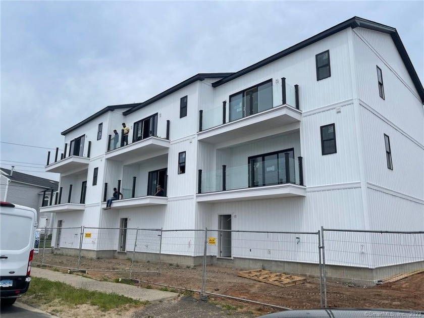 West Haven Condo Off Market 2 Morse Avenue CT 3358052