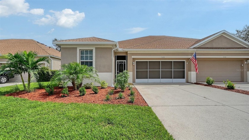 Beautifully updated and fully furnished 2BR + den, 2BA villa in - Beach Home for sale in Venice, Florida on Beachhouse.com